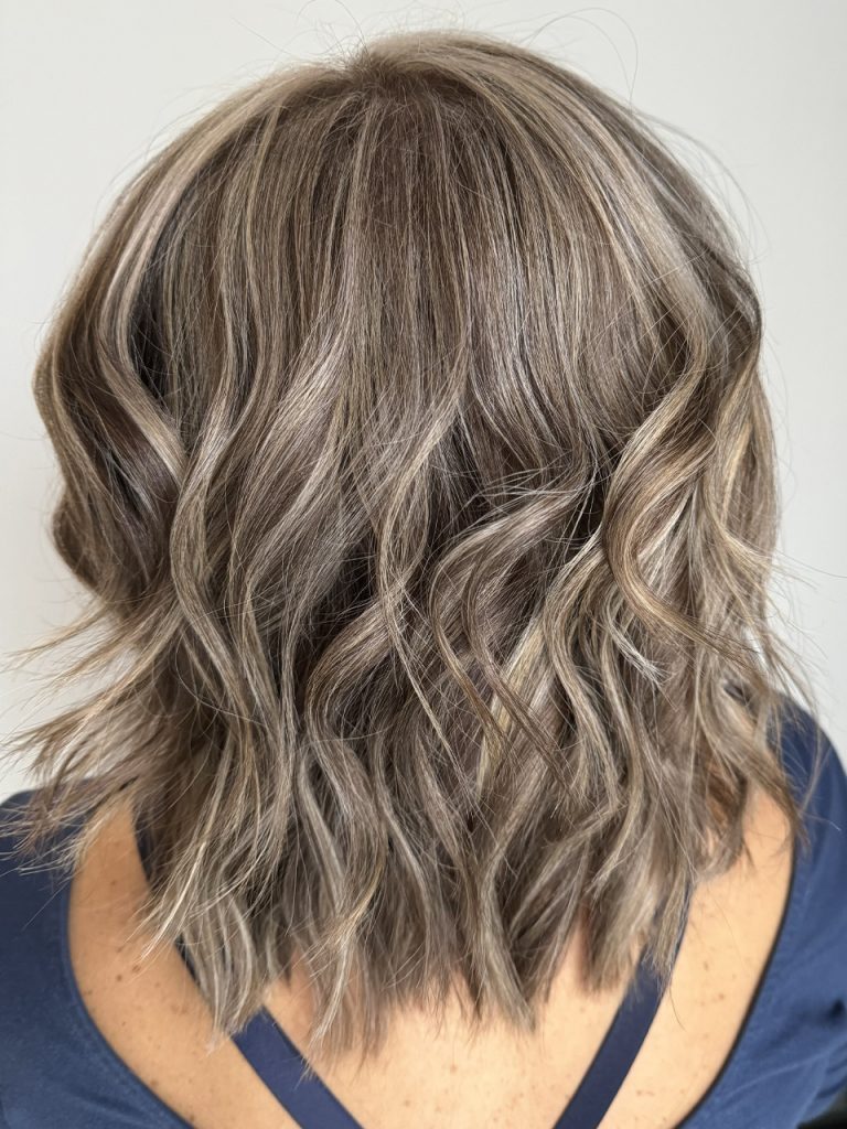 anais d hairdresser