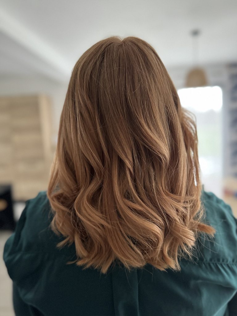 couleur cheveux coiffeuse